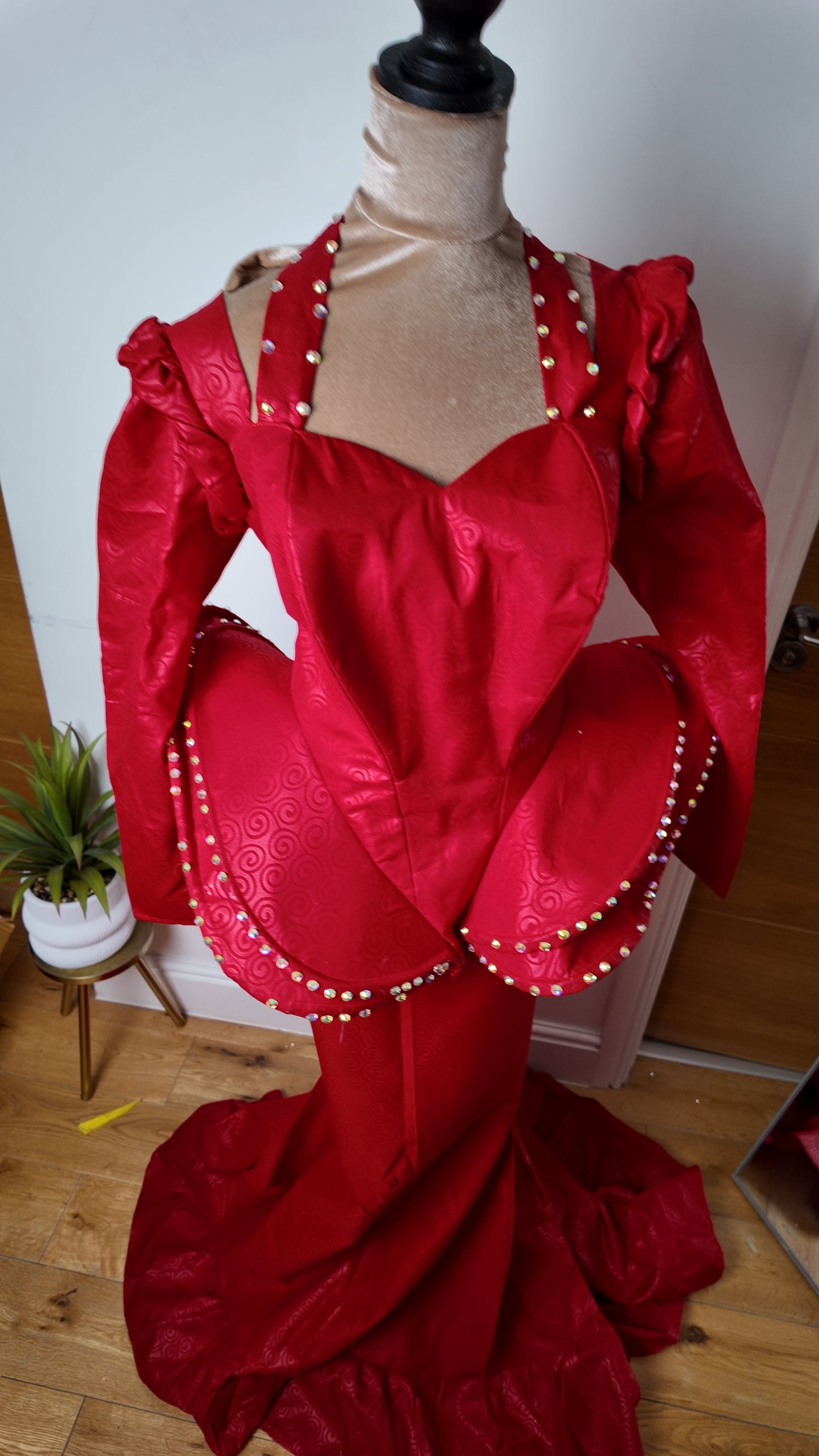 Maimouna Noor Reduced